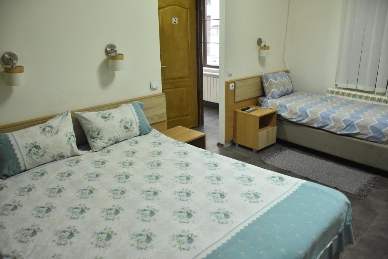 Mps Lux Apartments Nis Luaran gambar
