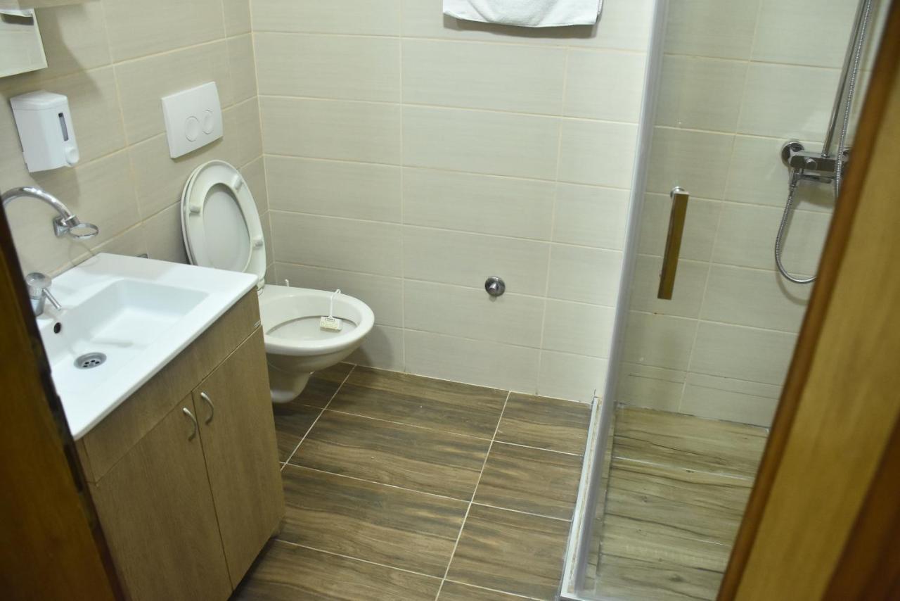 Mps Lux Apartments Nis Luaran gambar