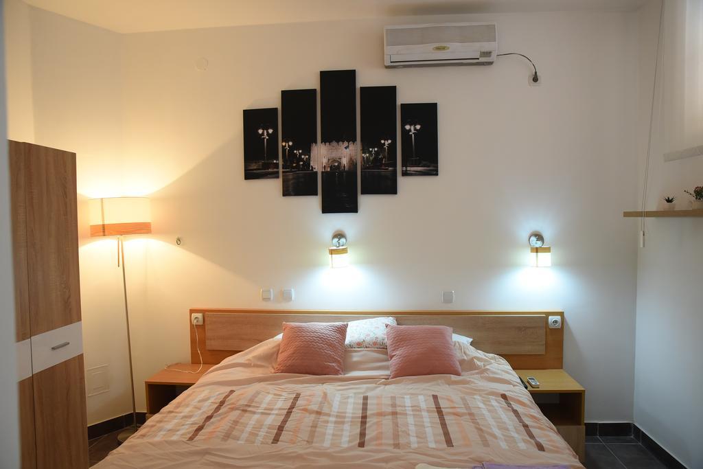 Mps Lux Apartments Nis Luaran gambar