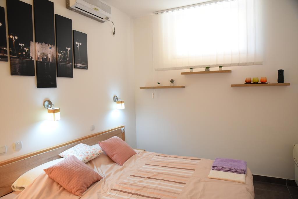 Mps Lux Apartments Nis Luaran gambar