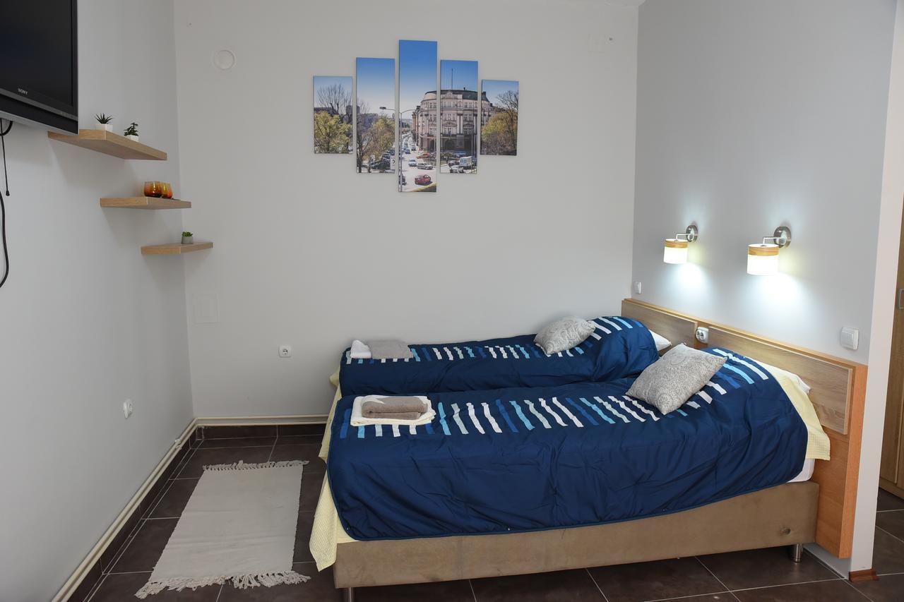 Mps Lux Apartments Nis Luaran gambar